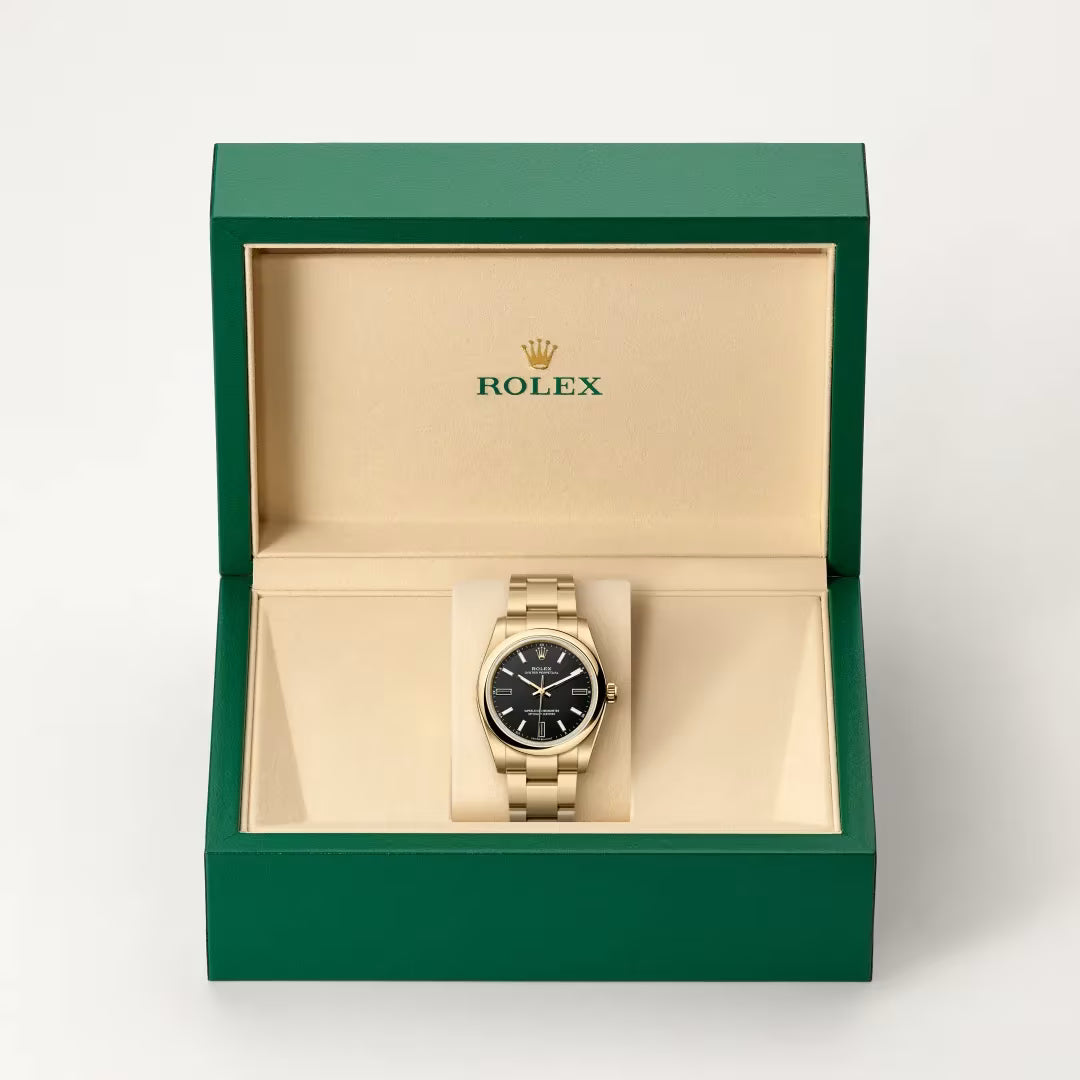 Oyster Perpetual 34 Golden Noir Prestige Watch