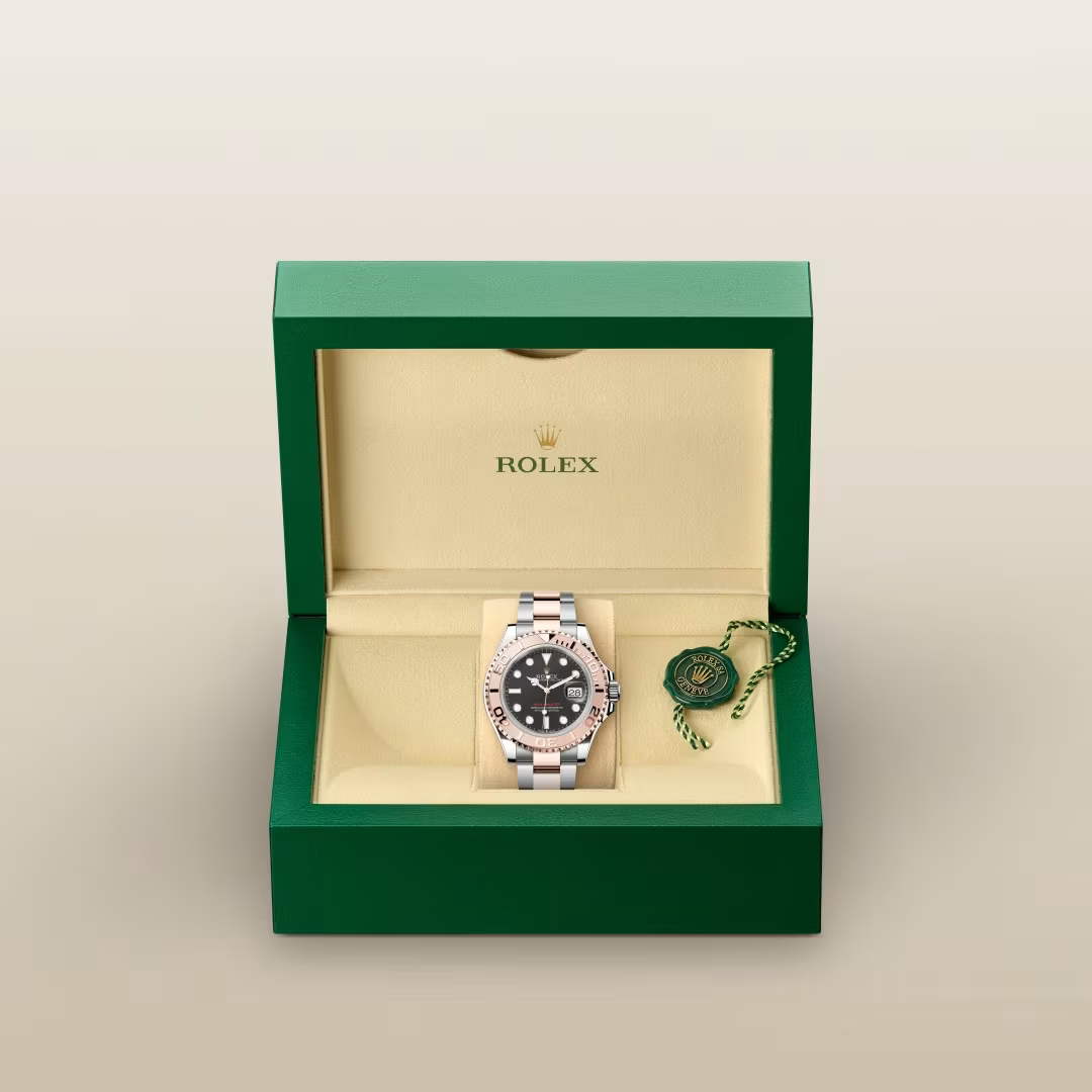 Yacht-Master 40 Everose Rolesor Black Dial Oyster Bracelet